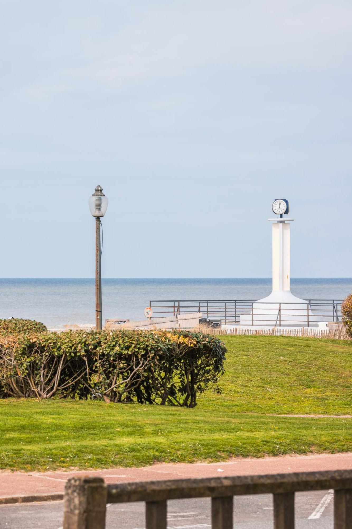 Spacieux Appart Pour 6, Front De Mer, Centre Le Touquet Eksteriør billede